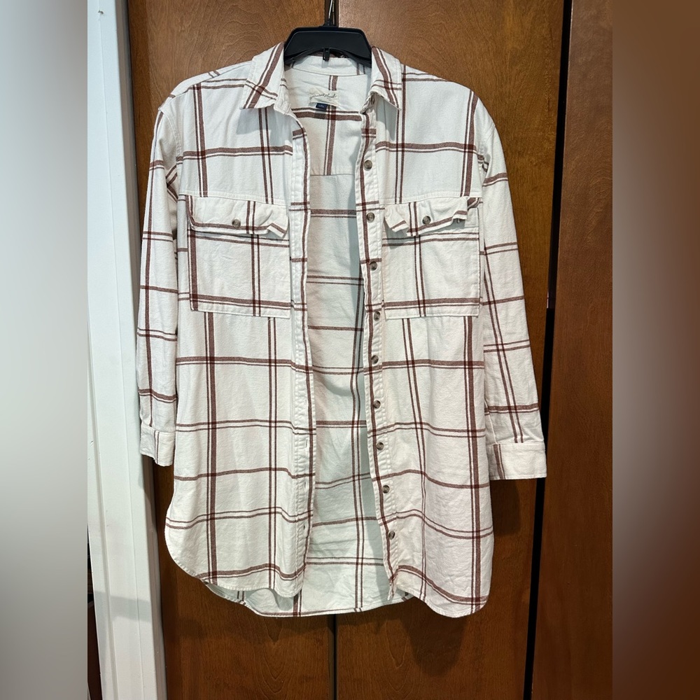 Universal Thread Cream/brown plaid Shacket / ShirtDress